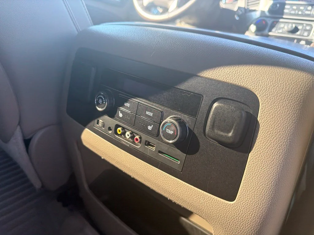 Used 2016 SUMMIT WHITE Chevrolet LTZ image 15