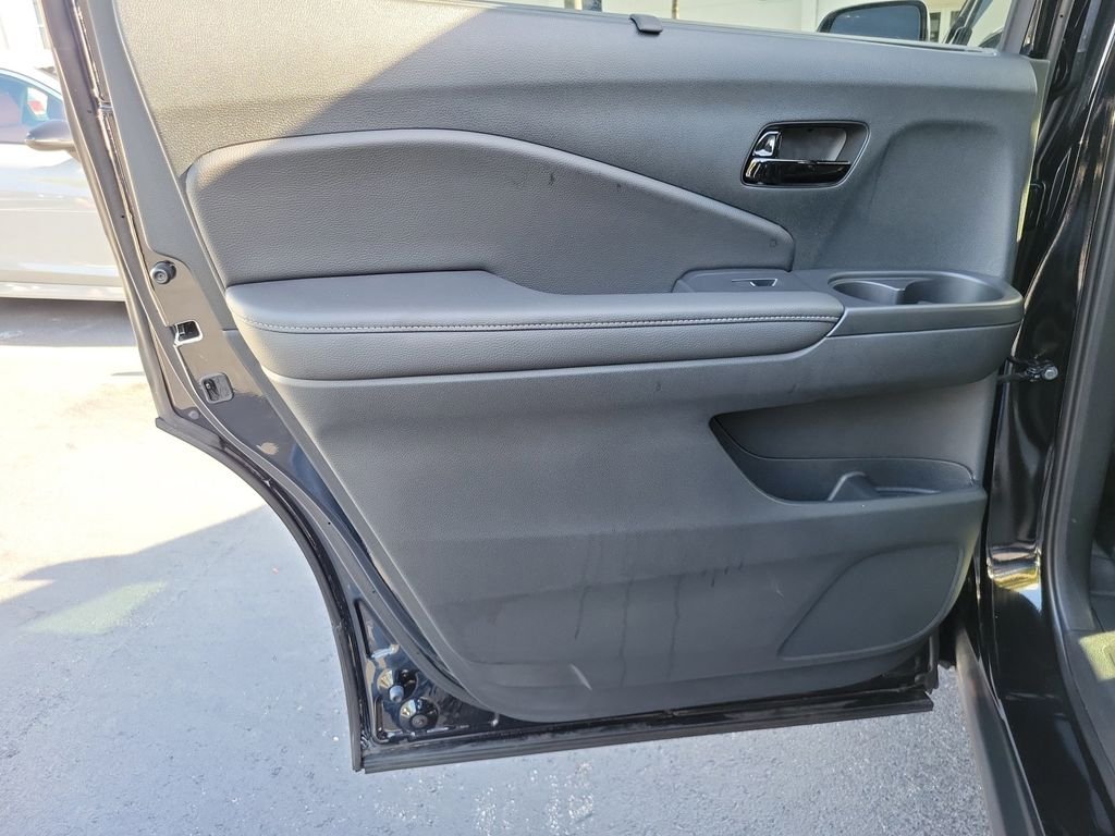 Used 2023  Honda Elite image 10
