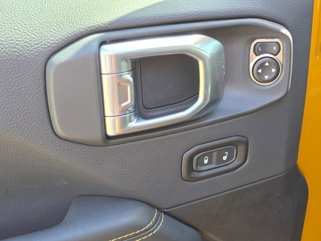 New 2026 Goldilocks Exterior Paint Jeep Sahara image 38
