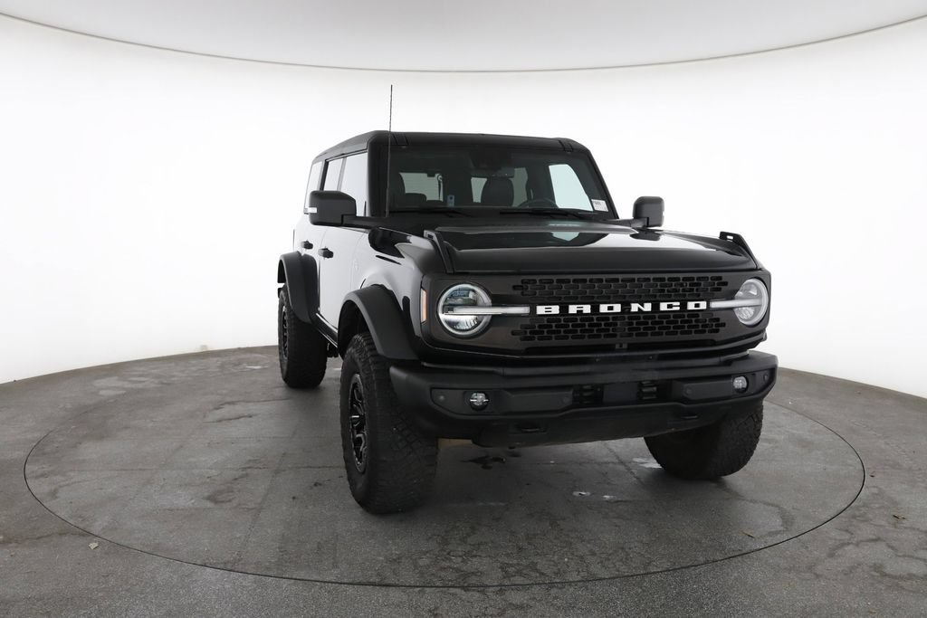 Used 2022 Black Ford Wildtrak image 3