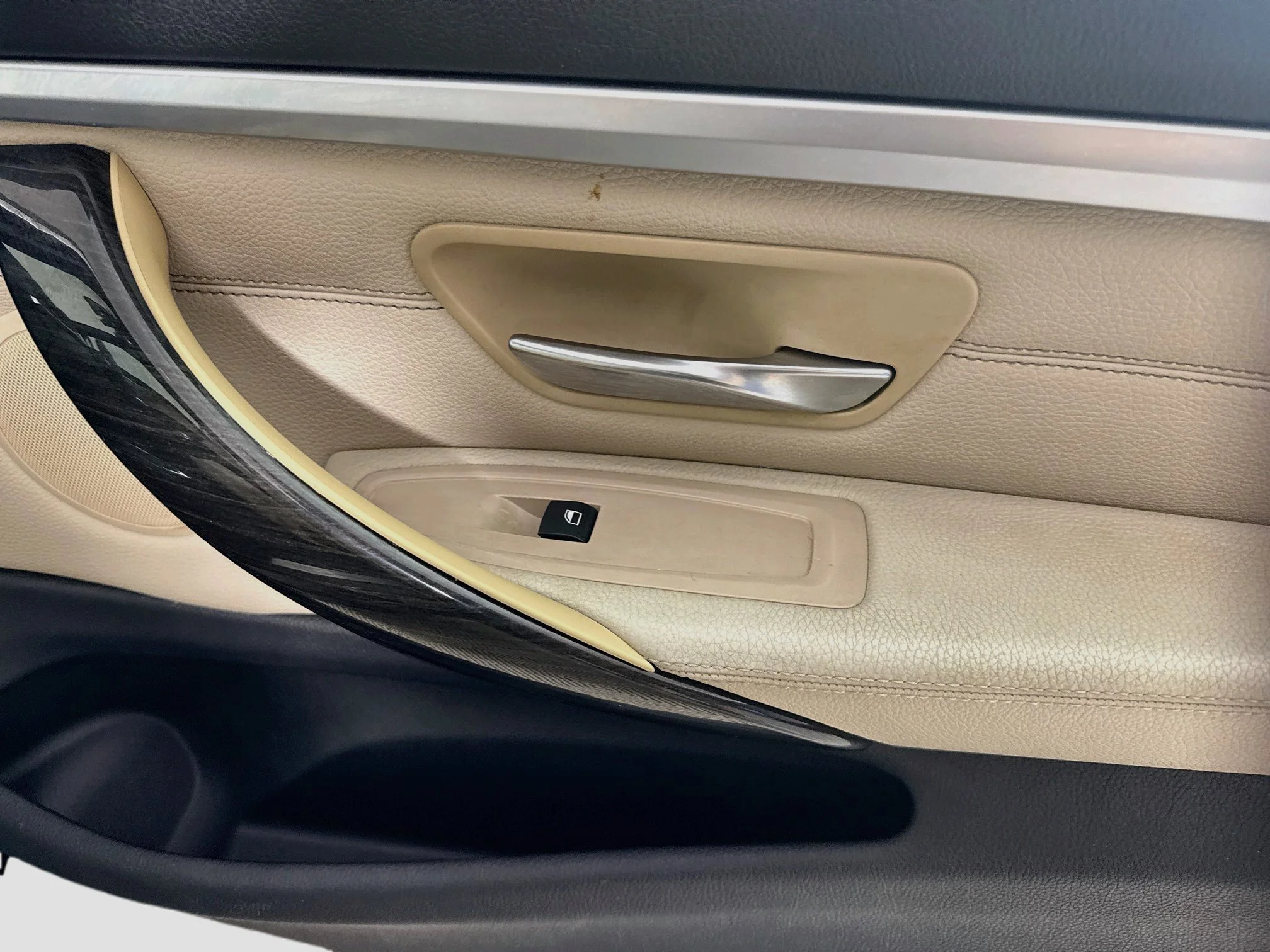 Used 2016 Black Sapphire Metallic BMW 428i xDrive image 25