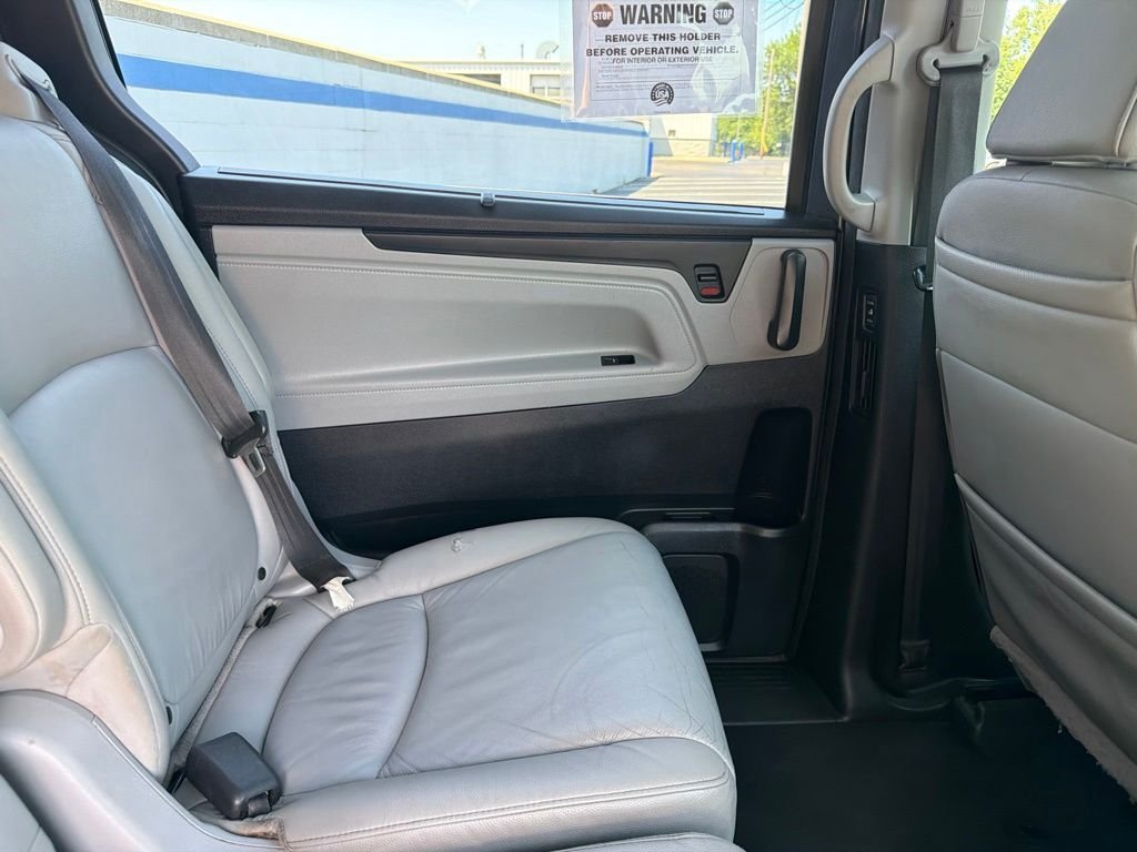 Certified Used 2018 Modern Steel Metallic Honda EX-L image 20