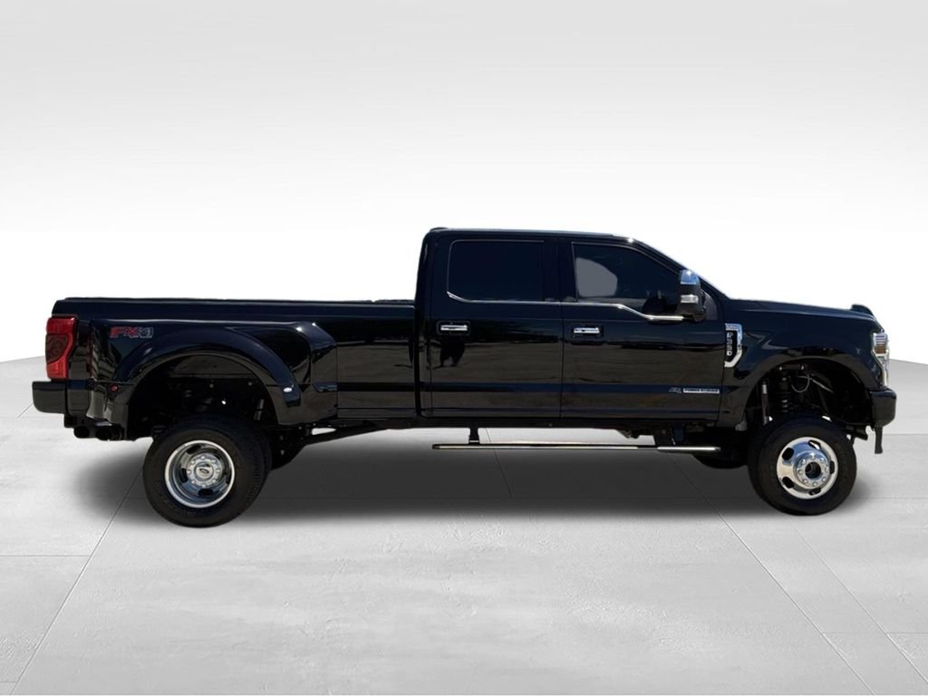 Used 2022 Black Ford Platinum image 7