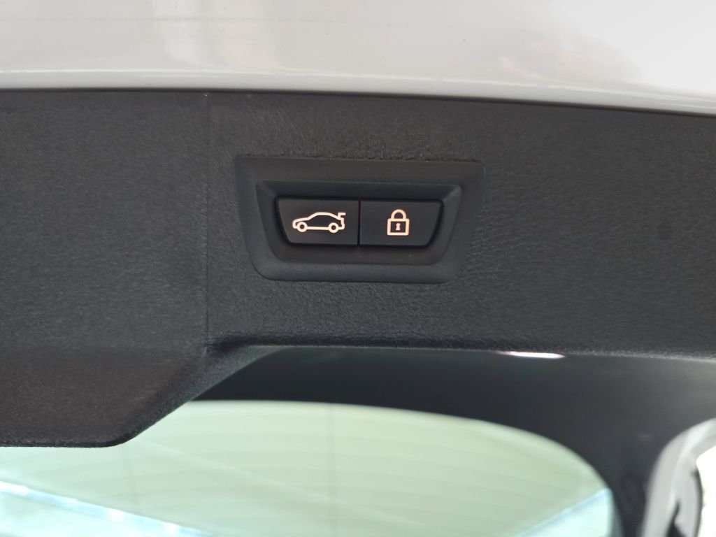 Used 2018 Alpine White BMW xDrive35i image 16