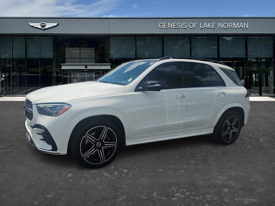 Used 2025 Polar White Mercedes-Benz GLE 450e image 1
