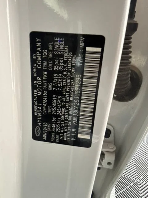 Used 2018 White Hyundai Value image 17