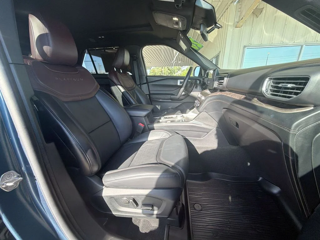 Used 2020 Blue Ford Platinum image 11
