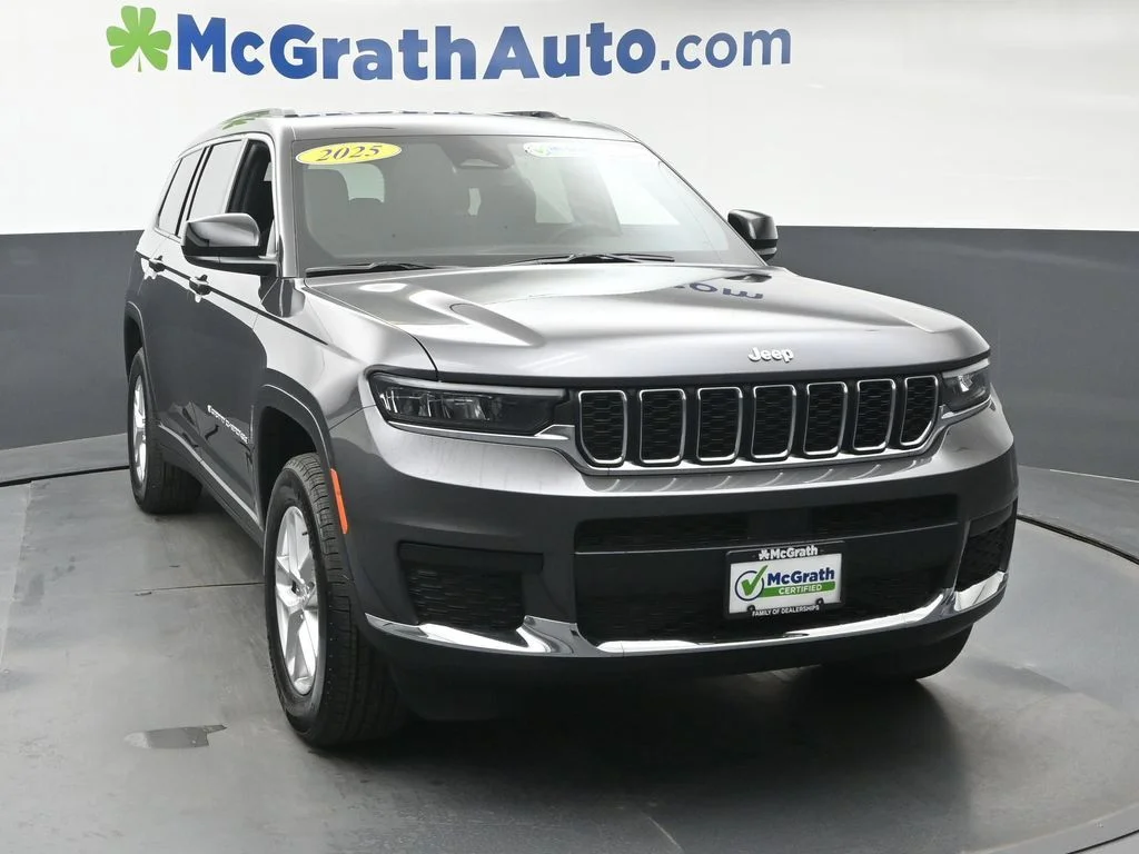 Certified Used 2025 Gray Jeep Laredo image 6