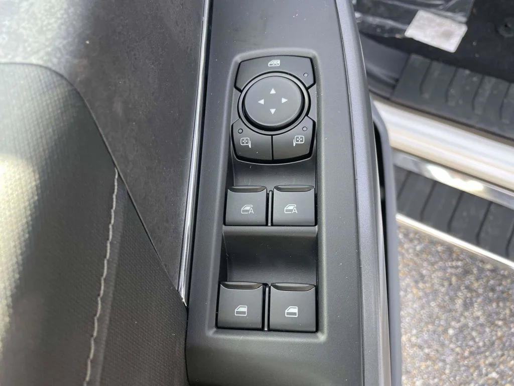 New 2026 White Ford XLT image 16