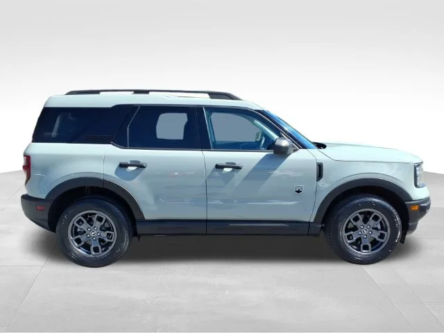 Used 2022 Green Ford Big Bend image 11