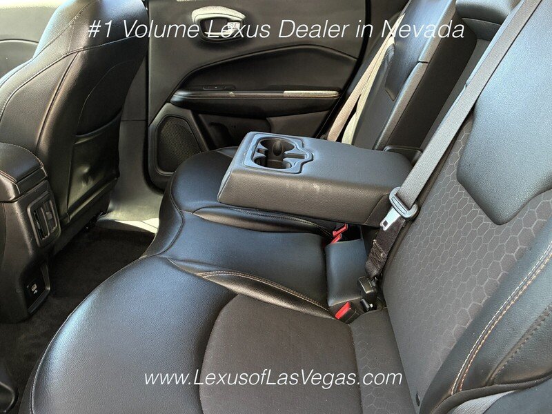 Used 2020 Billet Silver Metallic Jeep Latitude image 5