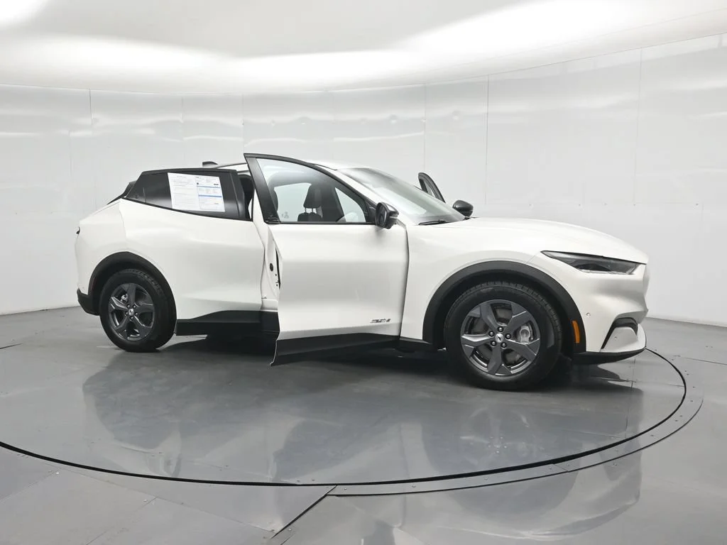 Certified Used 2023 White Ford Select image 30