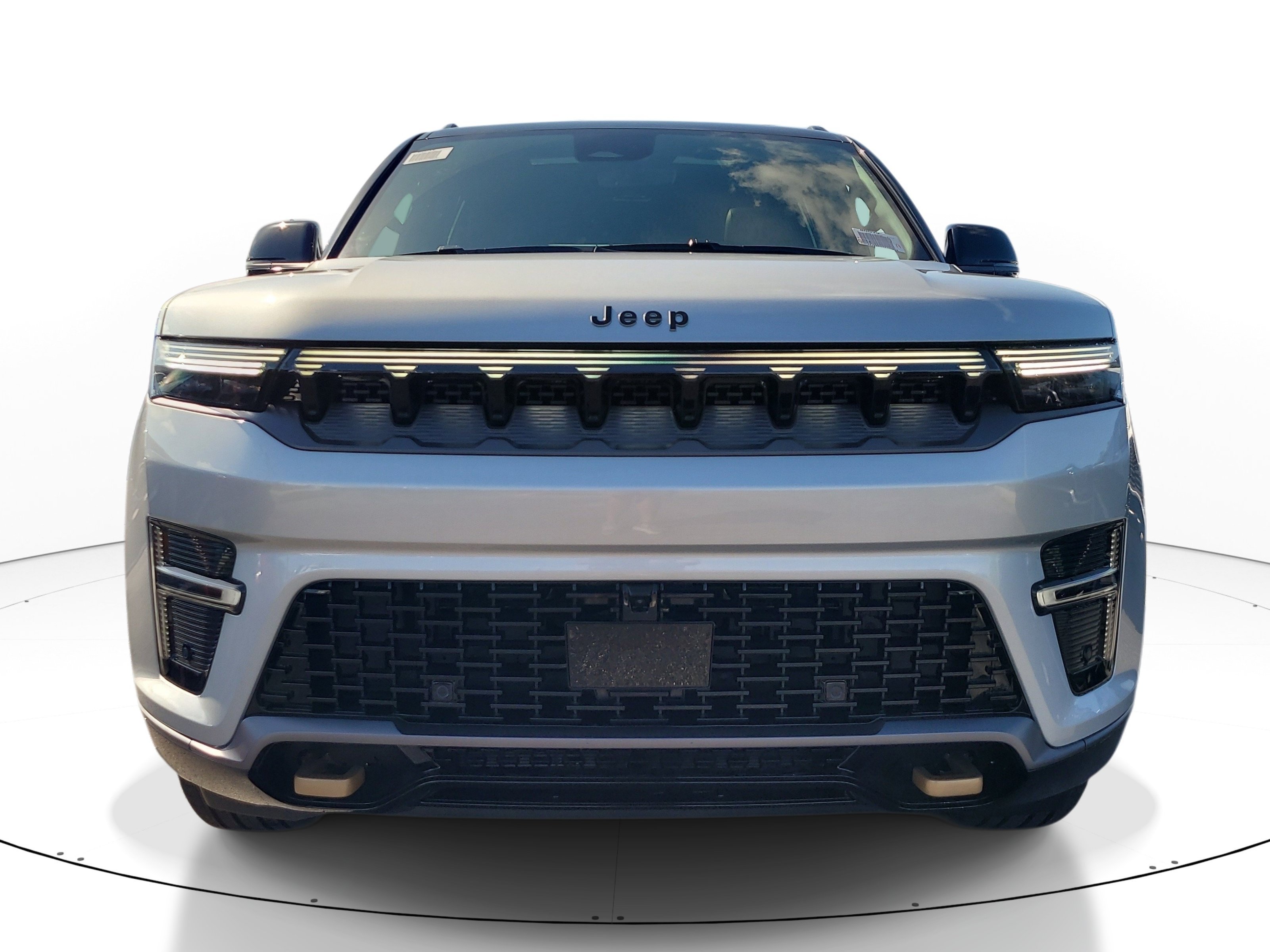 New 2026 Silver-Zynith Exterior Paint Jeep 85th Anniversary image 3