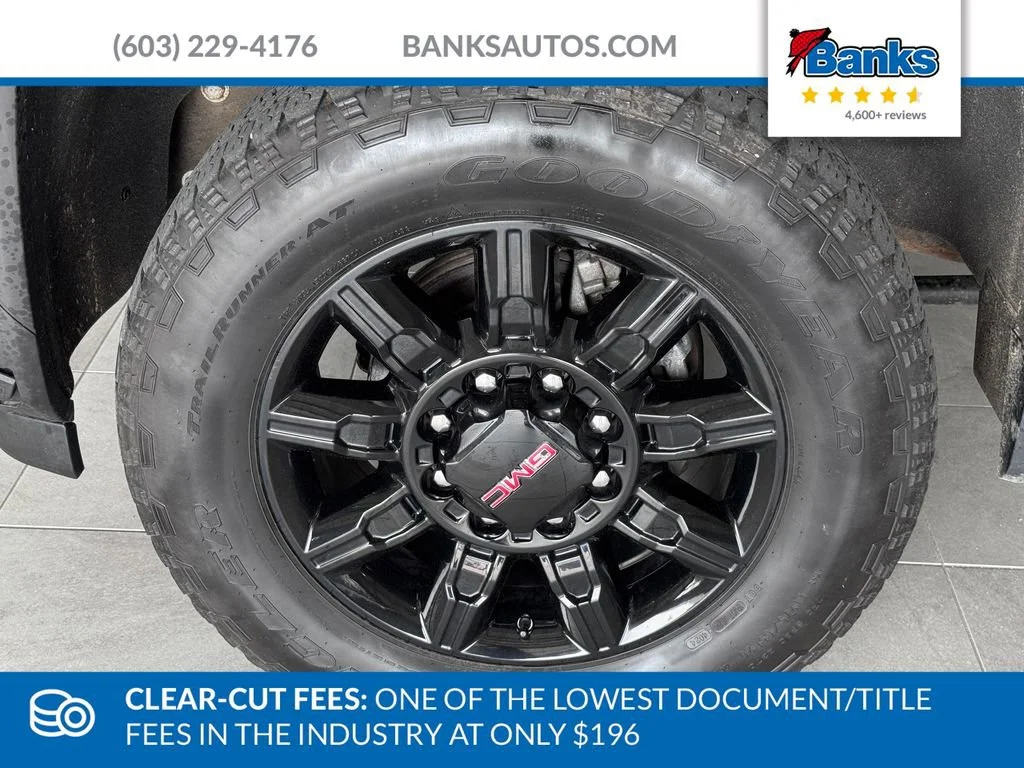 Certified Used 2025 Onyx Black GMC AT4 image 4