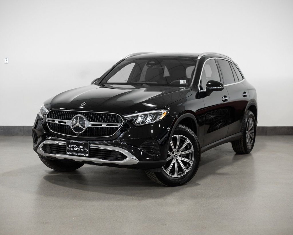 2026 Mercedes-Benz GLC GLC 300 4MATIC's photo