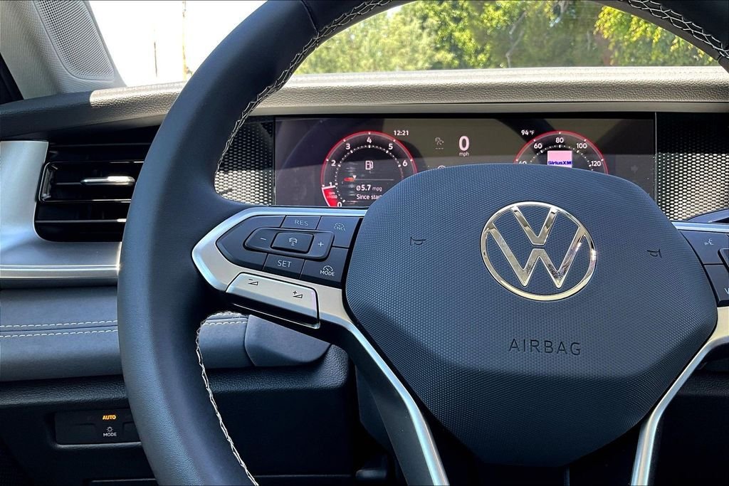 New 2026 Silver Volkswagen 2.0T SE image 10