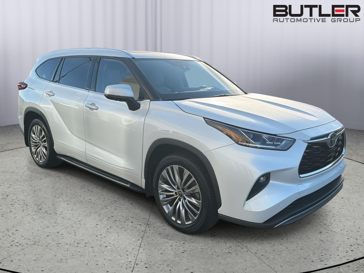 Used 2022 Wind Chill Pearl Toyota Platinum image 8
