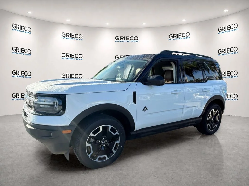 Used 2021 White Ford Outer Banks image 3