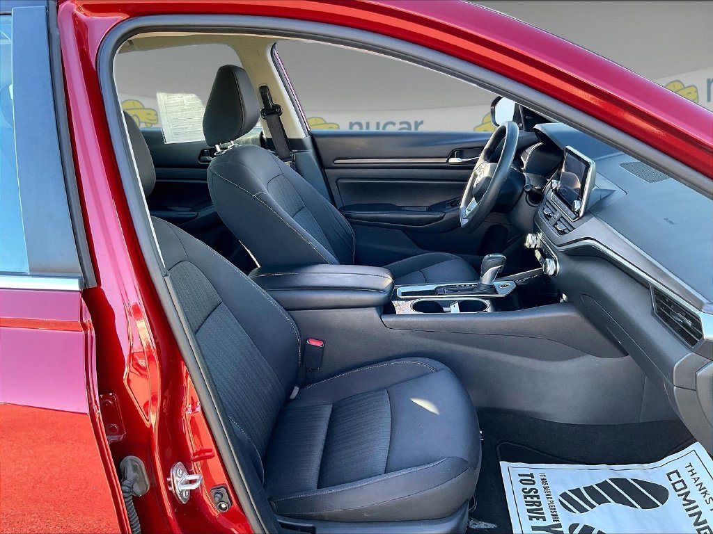 Used 2024 Scarlet Ember Nissan 2.5 SV image 11
