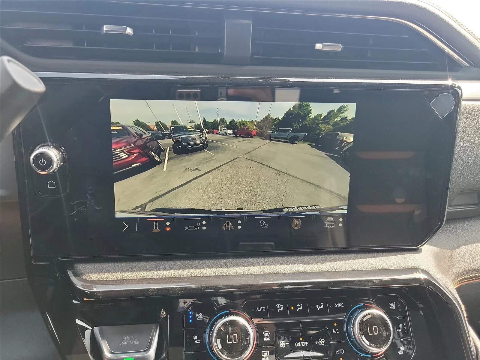 2026 GMC Sierra 2500HD AT4 - Photo 28