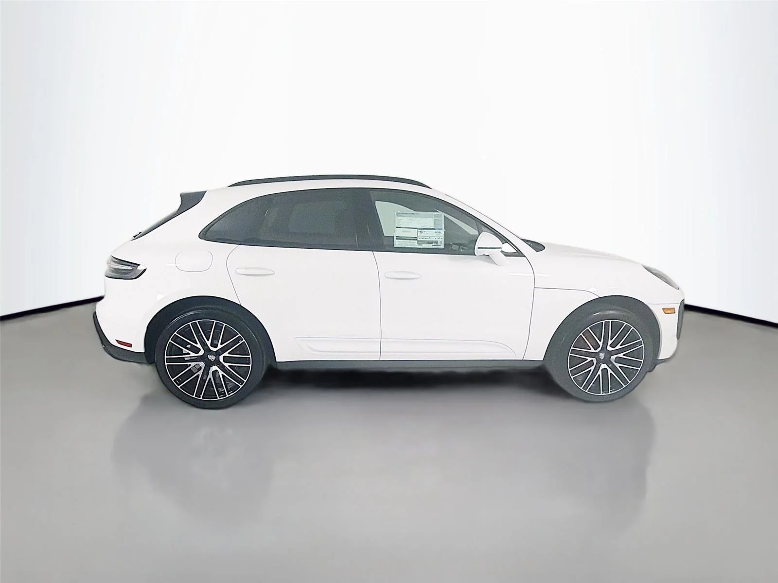 2026 Porsche Macan S - Photo 21