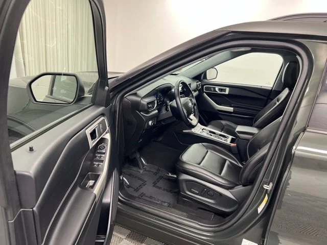 Used 2022 Green Ford XLT image 12