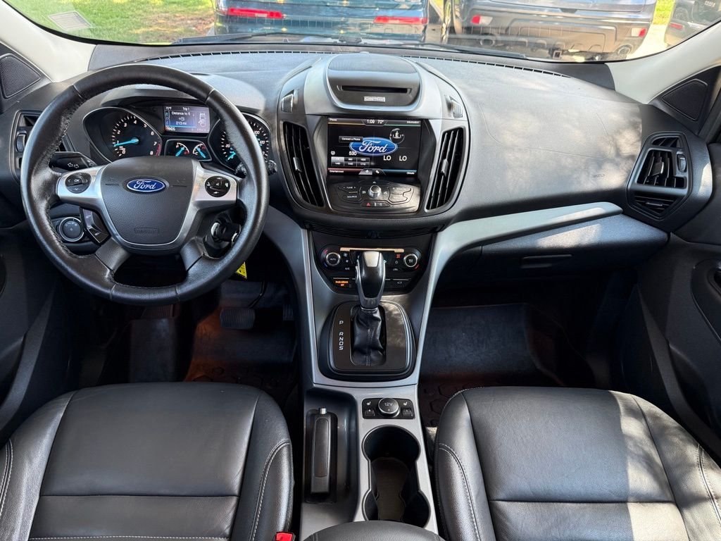 Used 2015 Ingot Silver Ford SE image 15
