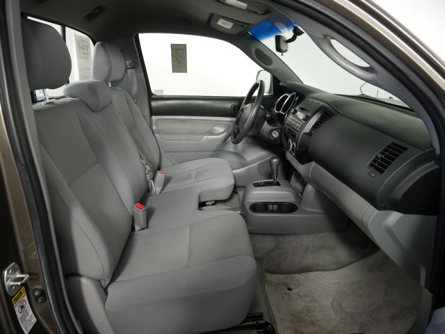 Used 2010 Pyrite Mica Toyota  image 11