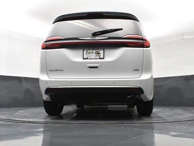 2026 Chrysler Pacifica Select - Photo 23