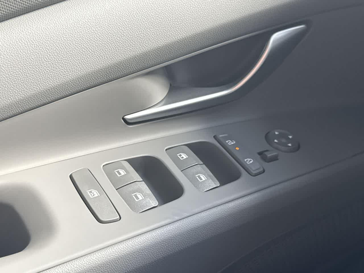 New 2026 Fluid Metal Hyundai SE image 46