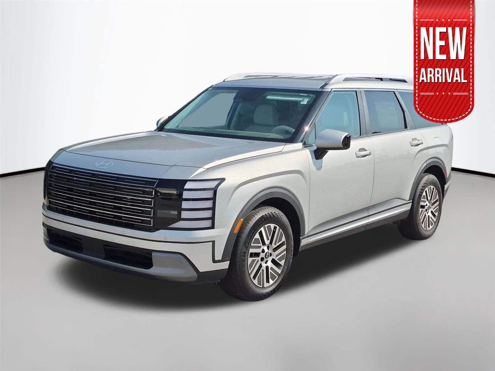 Used 2026 Typhoon Silver Metallic Hyundai SEL 8P image 1