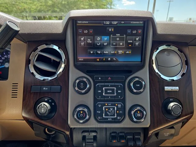 Used 2013 Brown Ford Lariat image 18