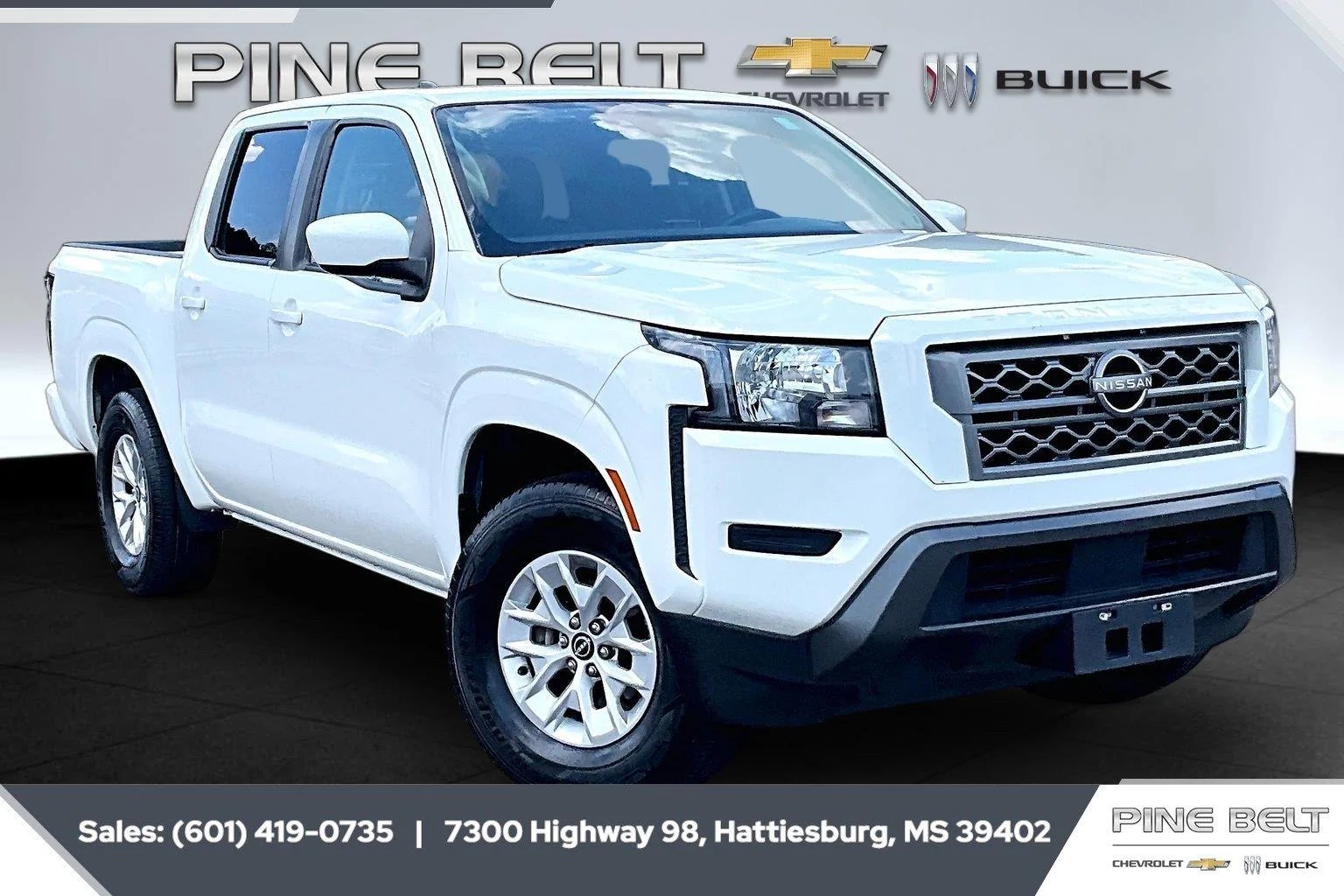 Used 2024 White Nissan SV image 1