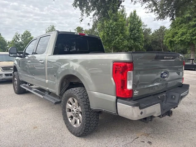 Used 2019  Ford Lariat image 7