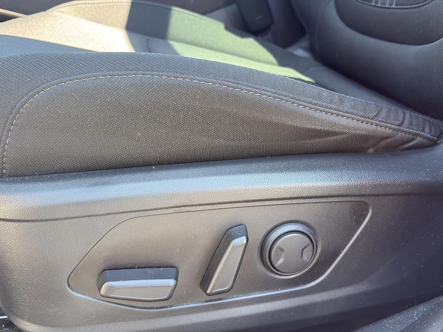 Used 2022 Quartz White Hyundai SEL Convenience image 7