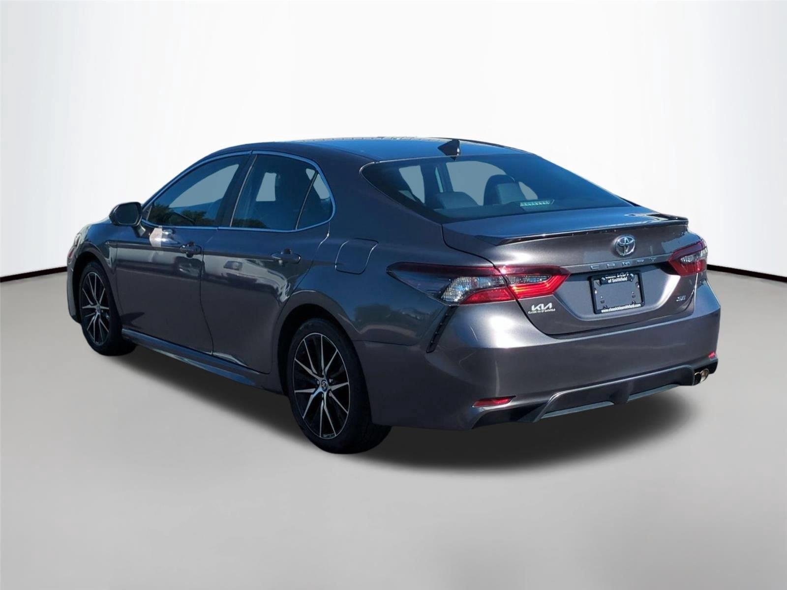 Used 2022 Predawn Gray Mica Toyota SE image 3