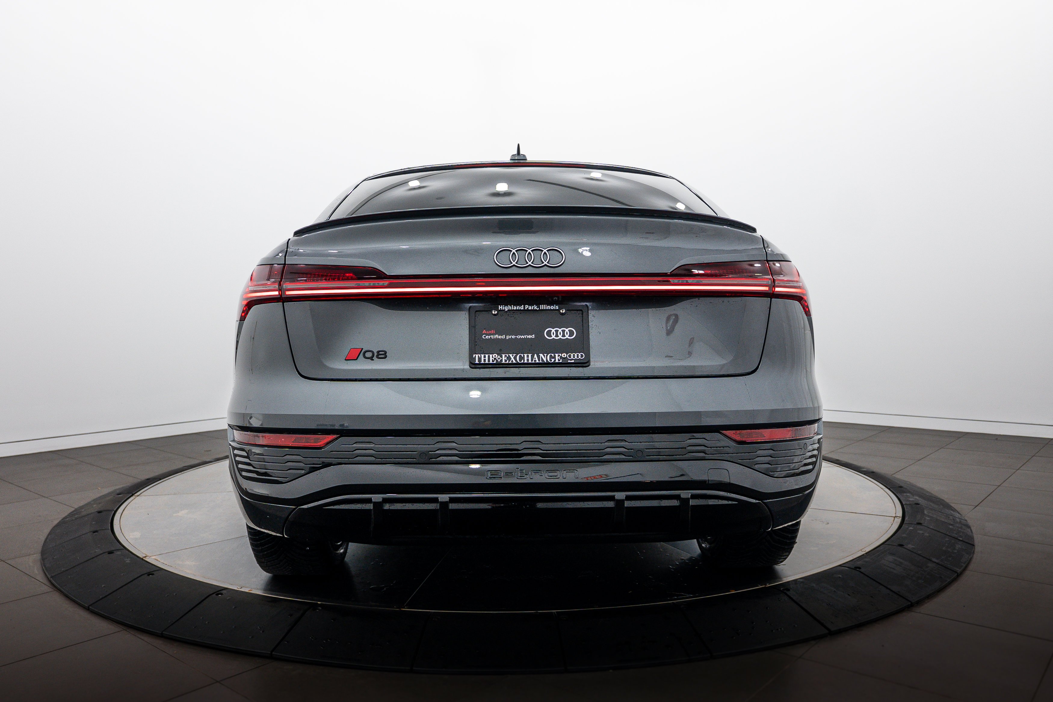 Certified Used 2024 Daytona Gray Pearl Effect Audi S line Prestige image 23