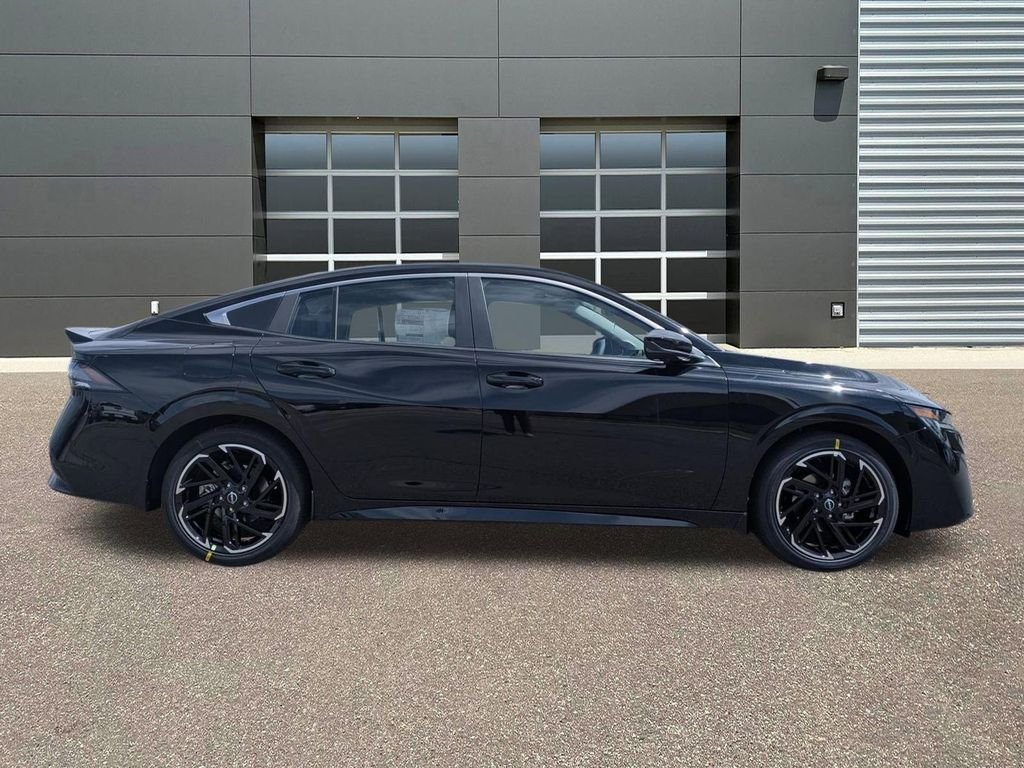 New 2026 Super Black Nissan SR image 4