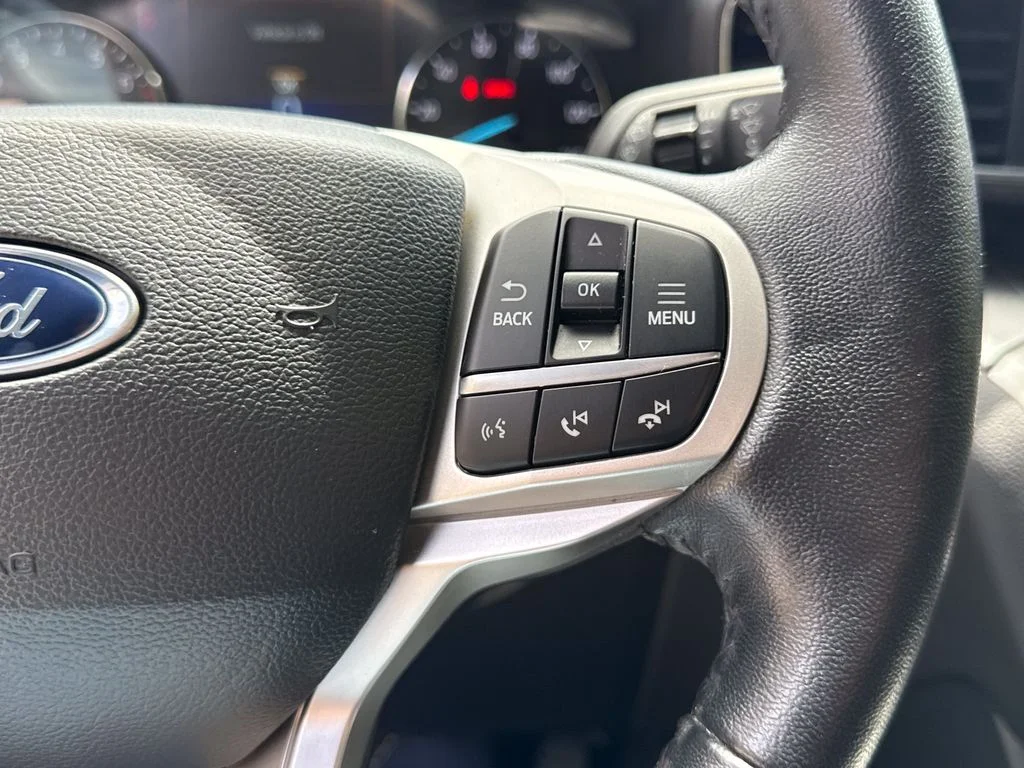 Used 2023 Carbonized Gray Metallic Ford XLT image 25