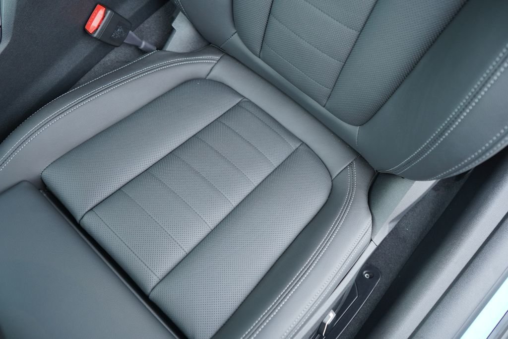 2026 BMW 4 Series 430i - Photo 10