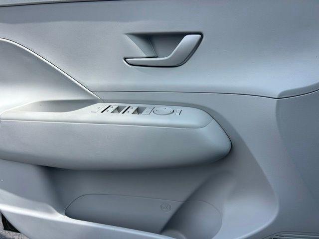 New 2026 Black Hyundai SEL Sport FWD image 13