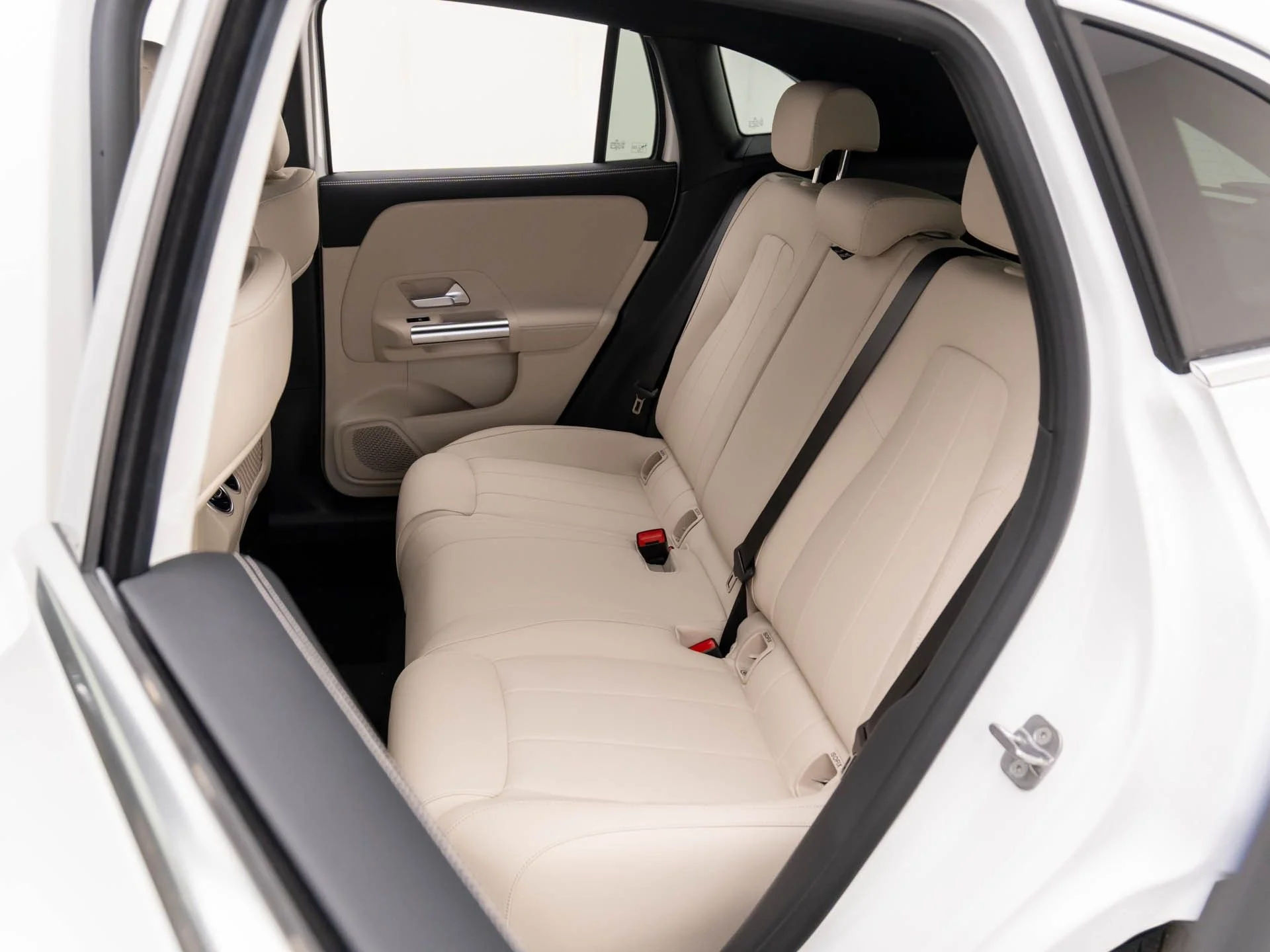 2025 Mercedes-Benz GLA GLA250 - Photo 15