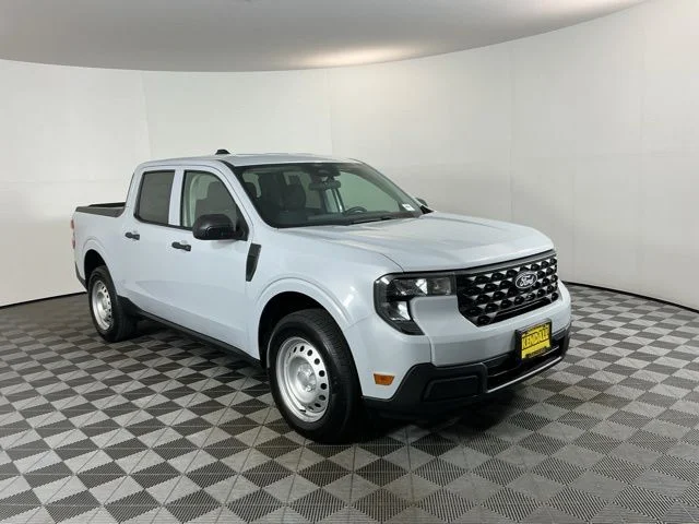 New 2026 Space White Metallic Ford XL image 3