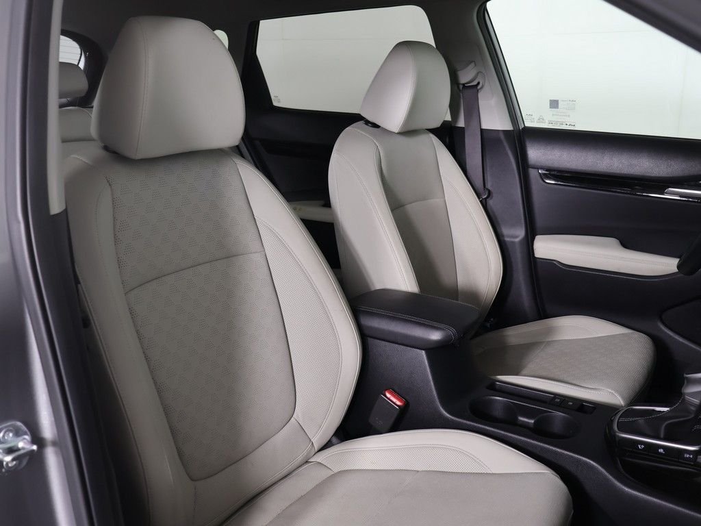 2023 Kia Seltos SX - Photo 30