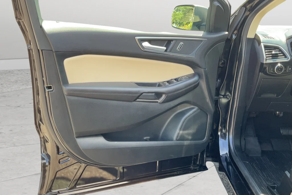 2024 Ford Edge SE - Photo 11