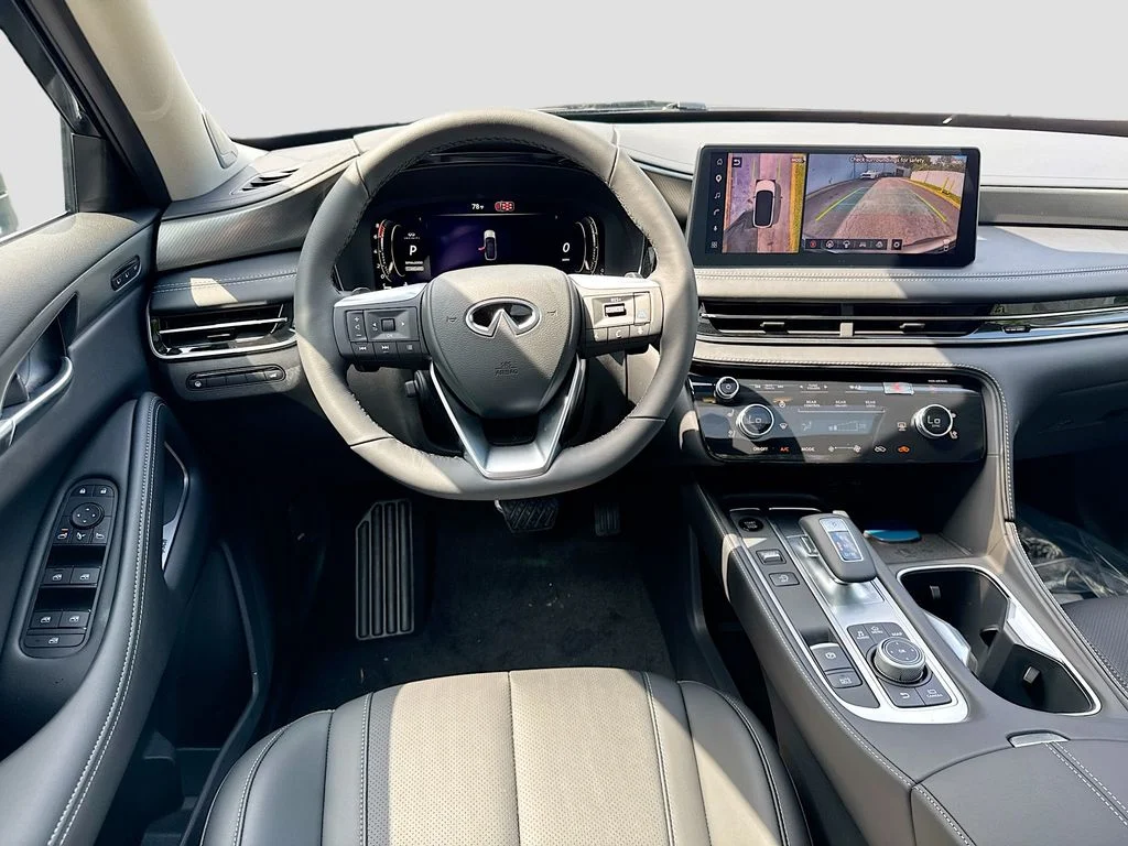 New 2027 MINERAL BLACK INFINITI Luxe FWD image 24