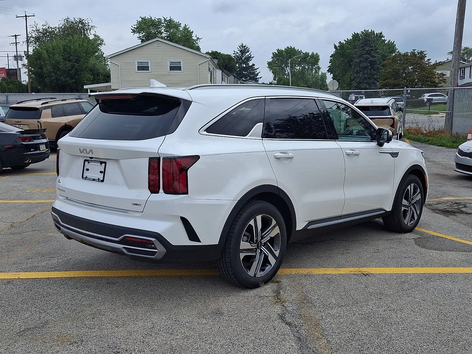 Certified Used 2023 White Kia SX Prestige image 2