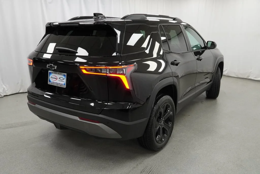 New 2027 Mosaic Black Metallic Chevrolet LT image 3