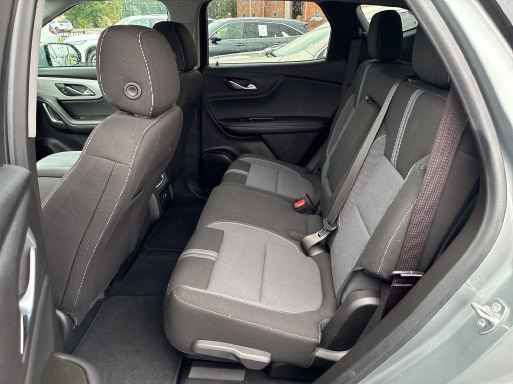 Used 2023 Gray Chevrolet LT image 18