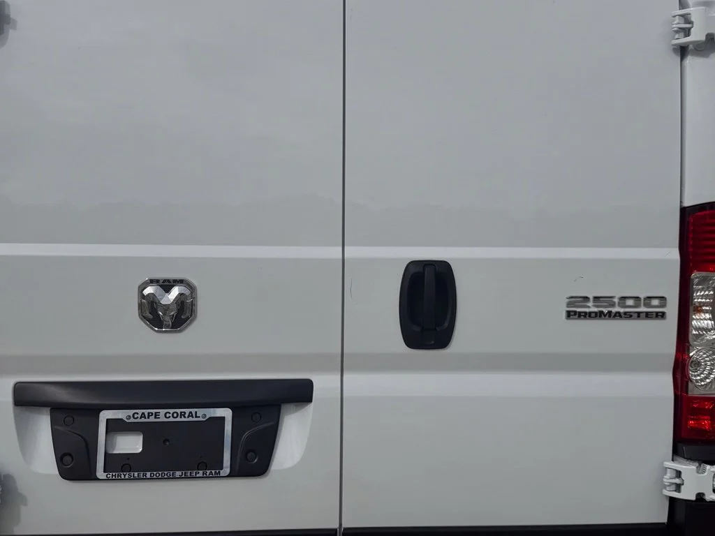 New 2027 Bright White Clearcoat RAM Tradesman image 35
